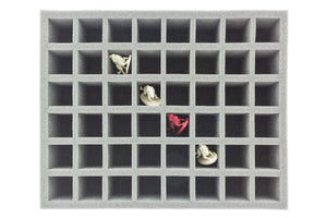 Draufsicht auf Full-Size Schaumstoff mit Decent Miniaturen