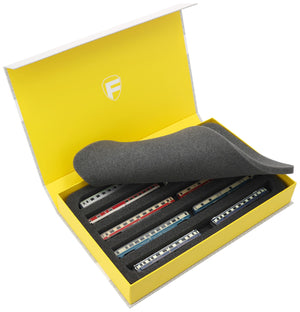 Feldherr Magnetic Box jaune pour les locomotives, wagons et véhicules ferroviaires miniatures - 5 emplacements pour l'écartement Z - horizontal