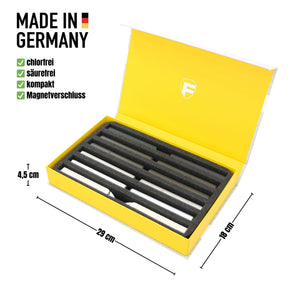 Feldherr Magnetic Box amarillo para maquetas de locomotoras, vagones y vehículos - 6 ranuras para el indicador Z - vertical