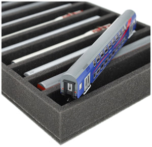 IU050A001 Inserto de espuma Feldherr para maquetas de trenes - escala TT - 9 compartimentos - para almacenamiento vertical