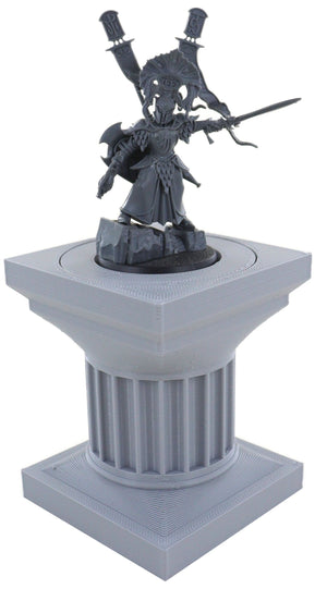 Confezione da 3 pezzi colonna di figure Feldherr con anelli di adattamento per miniature su base 32 / 40 / 50 mm + figure Ubisoft Heroes